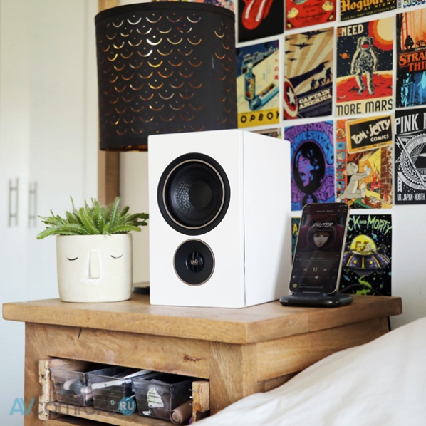 PSB Speakers Alpha iQ Black