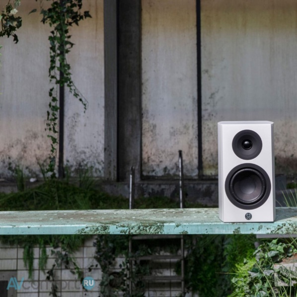 System Audio Legend 5.2 Silverback Satin White