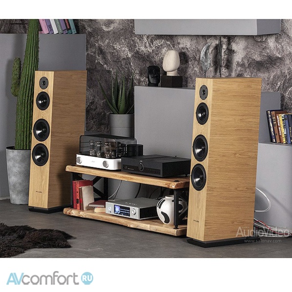 Pylon Audio Diamond 30 mkII White Laquer