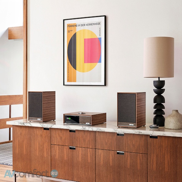 Ruark Audio Sabre-R Bookshelf Speakers Walnut