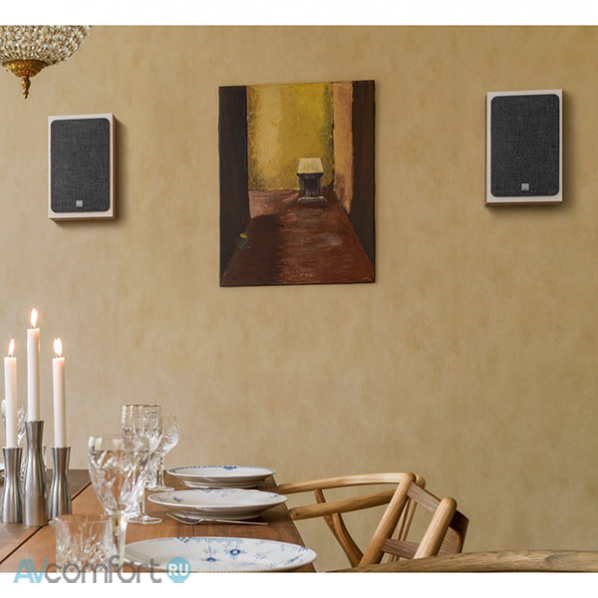 DALI Oberon On-Wall Light Oak